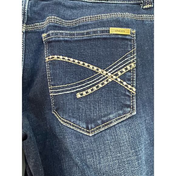 Chico's Jeans Size 29 Low Rise So Slimming Bootcut Embroidered Rhinestone Hippie - Picture 6 of 7
